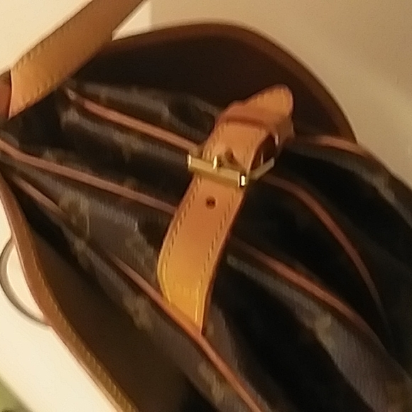 Authentic louis vuitton bag - Picture 3 of 16